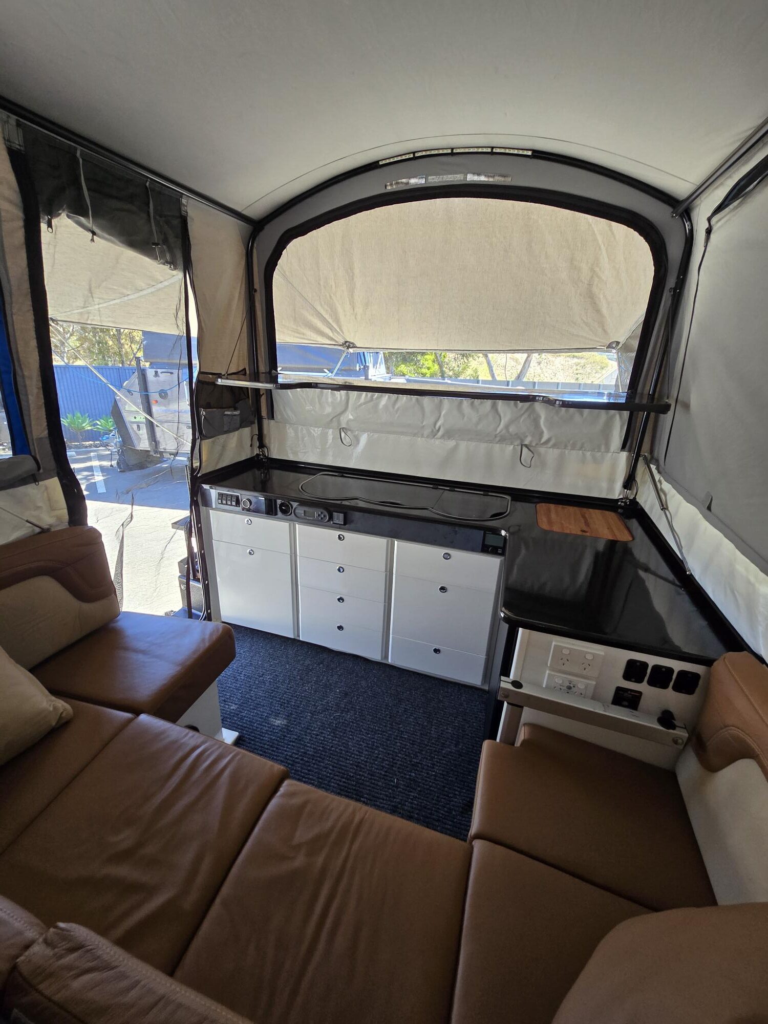 ultimate-nexus-360-preowned-barossa-offroad-used-camper (5)