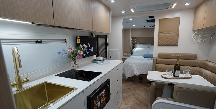 masterpiece-caravans-australia-luxury-barossa-offroad (1)
